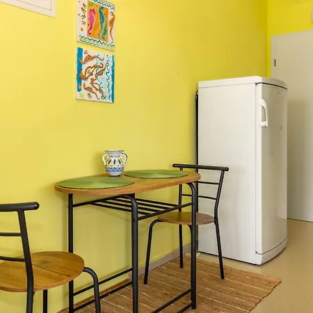 Kairos Apartment *